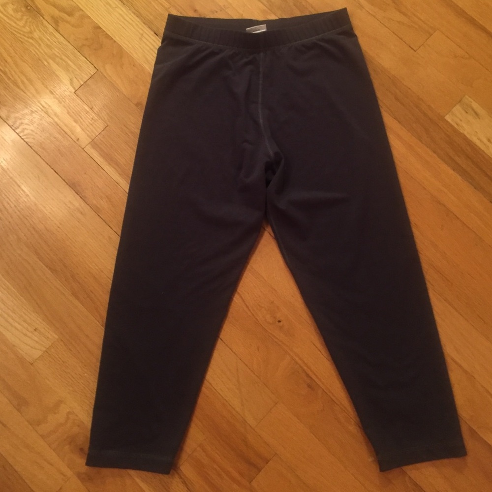 Galyans athletic cropped soft poly/Lycra/spandex