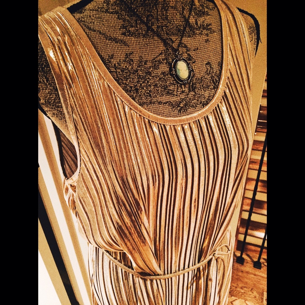 Gold Leaf Drop-Waist "Flapper" Sleeveless Dress