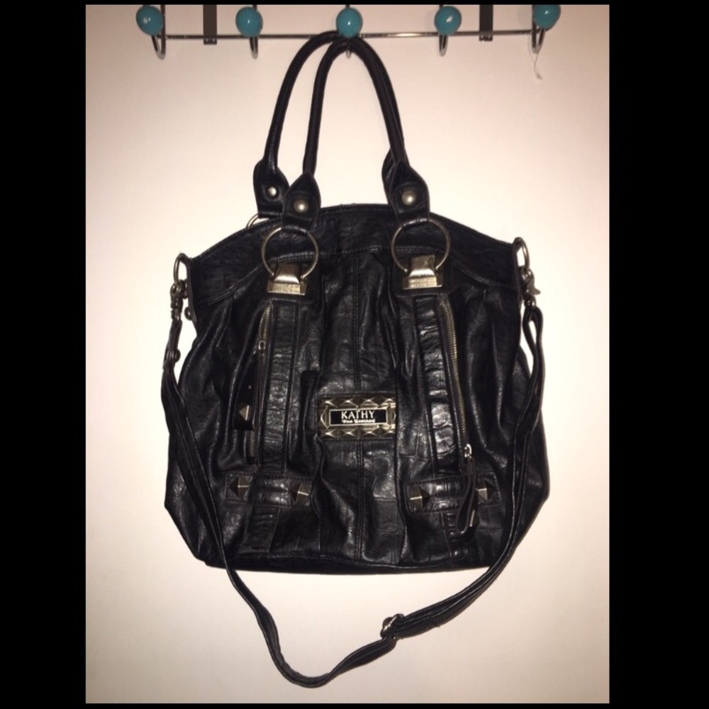SOLID BLACK KATHY BAG
