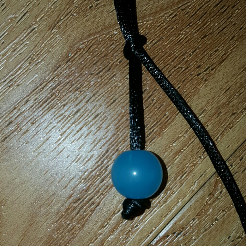 SALE‼️SATIN BLACK CORD SUPER ADORABLE - Picture 3 of 3