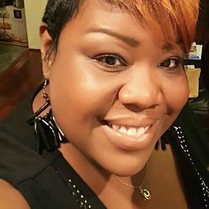 Meet your Posher, Deitra