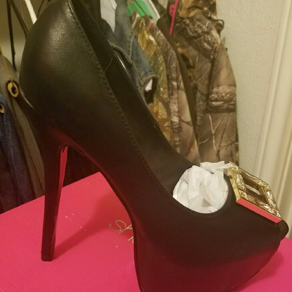 Platform open toe heels