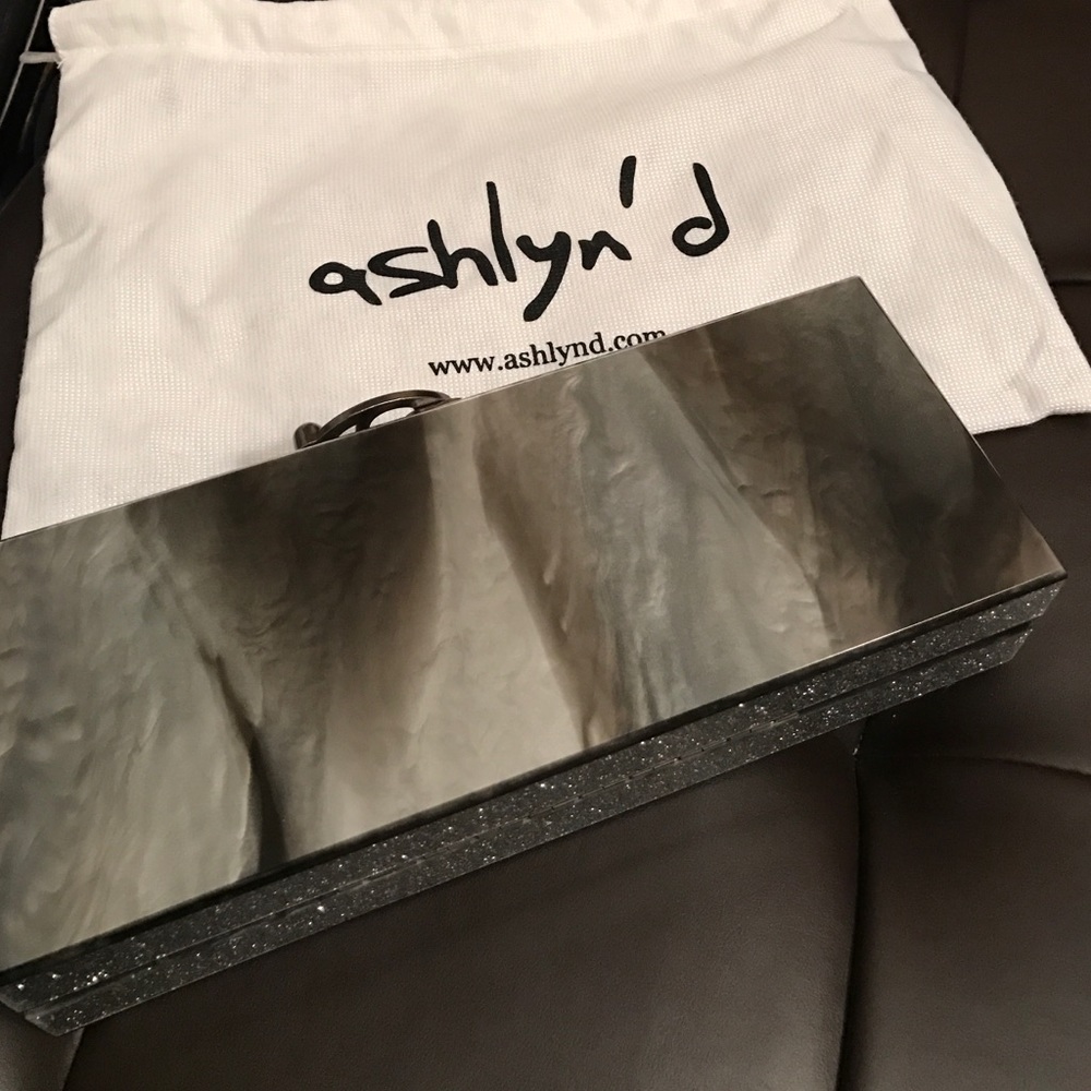 Ashlyn'd - Picture 5 of 5