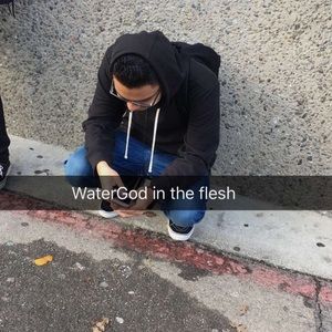 Meet your Posher, Ariel