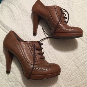 Bata Oxford Heel Booties