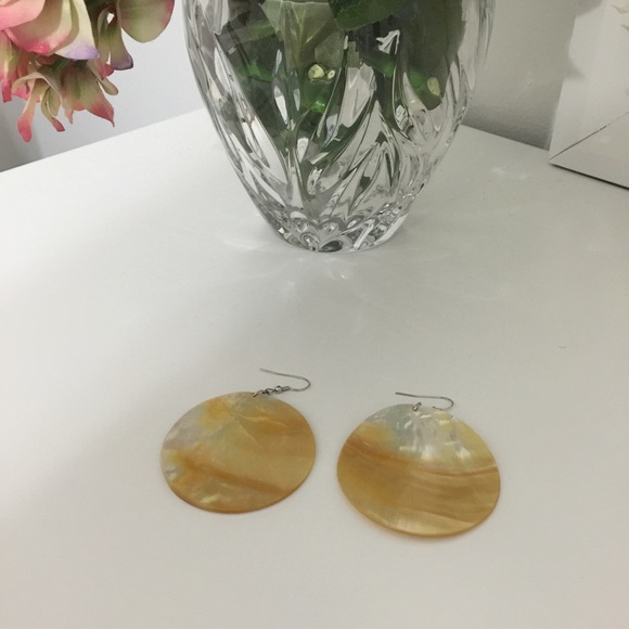 🎉 Beautiful round earrings🎉 - Picture 2 of 2