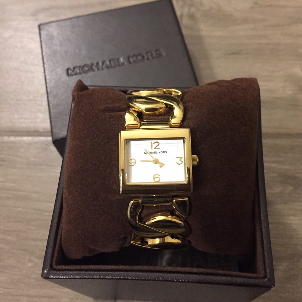 Michael Kors Chainlink Gold Watch