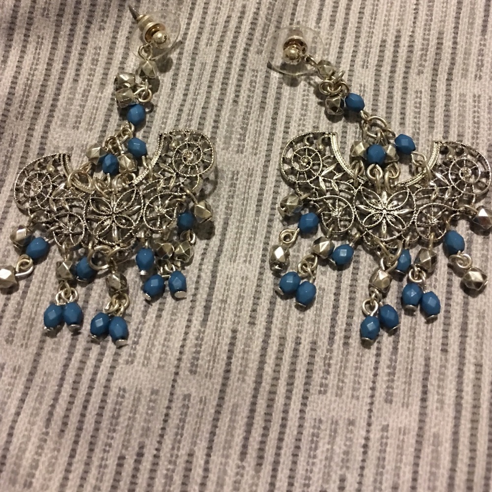 Never worn fashion earrings