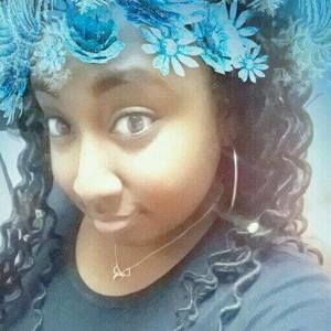 Meet your Posher, Cece