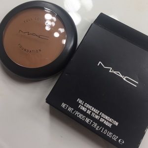 MAC full coverage foundation