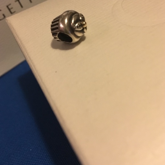 Pandora Charm - Picture 3 of 3