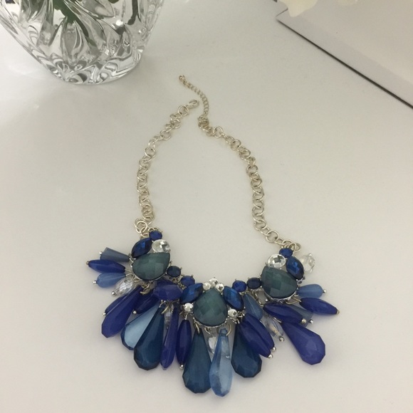 🎉 Beautiful blue necklace 🎉 - Picture 2 of 2