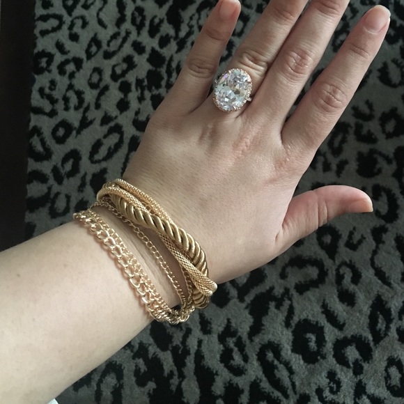 Layered Chain Bracelet - Picture 2 of 2