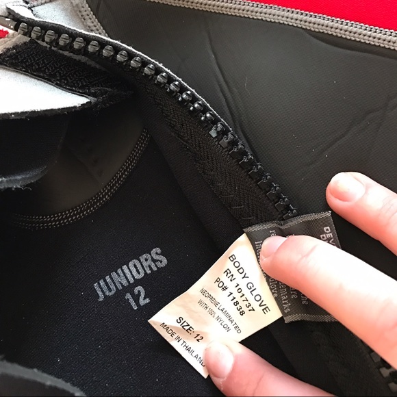 Body Glove Wet Suit - Picture 3 of 3