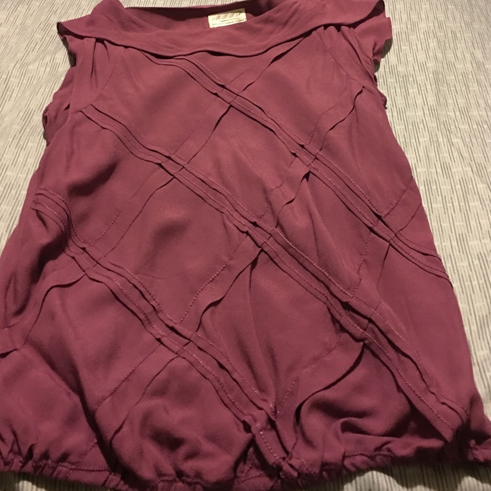 Sleeveless top