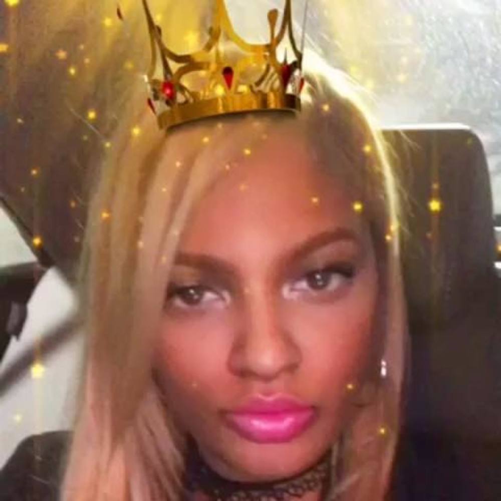 Meet your Posher, Devika