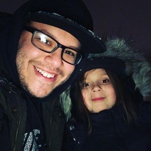 Meet your Posher, Carlos