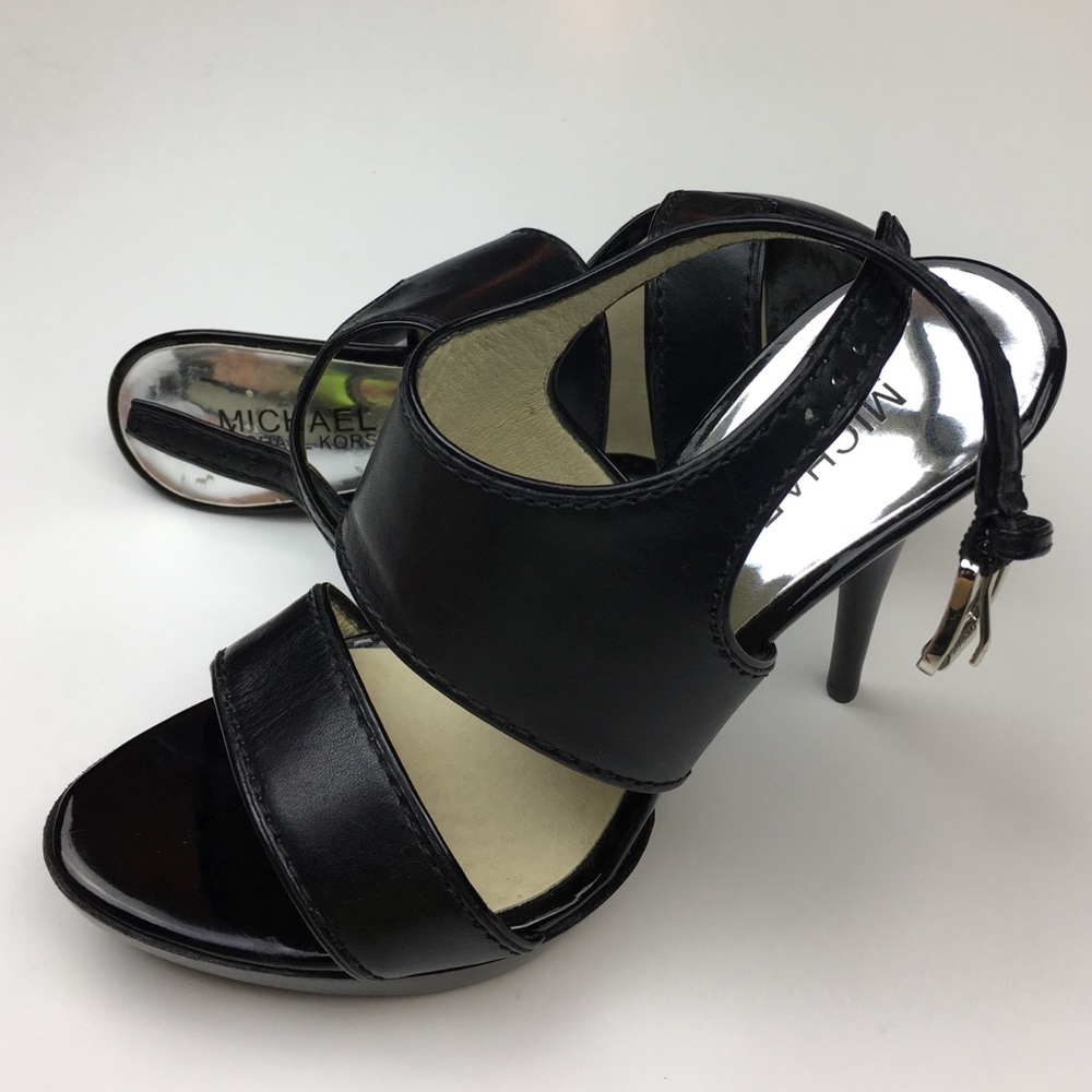 Michael Kors black leather heels