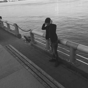 Meet your Posher, Jc