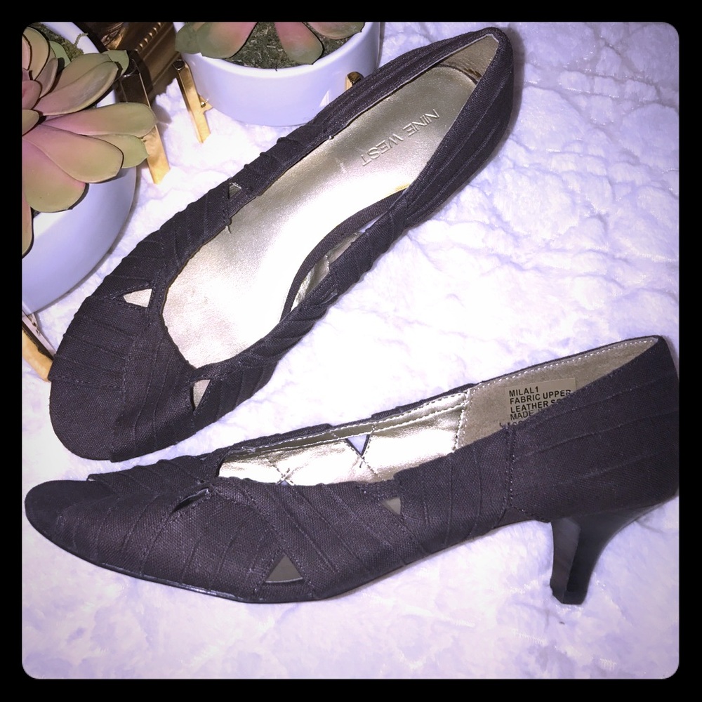 Nine west peeptoe sandals, size 8