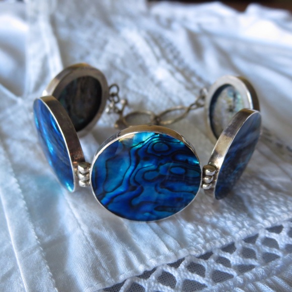 Jewelry - NWOT Blue Abalone Paua Shell & Silver Bracelet