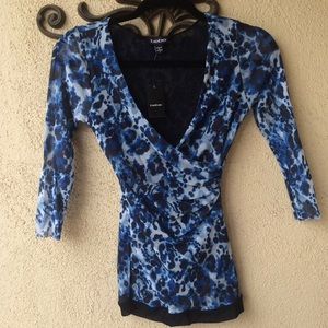 Wrap blue Bebe top👚