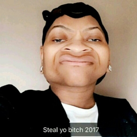 Meet your Posher, Tenea - Picture 1 of 1