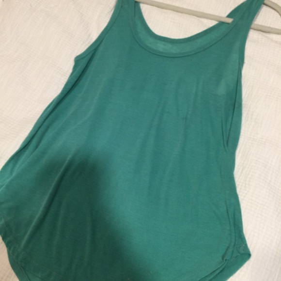 Top - Picture 2 of 2