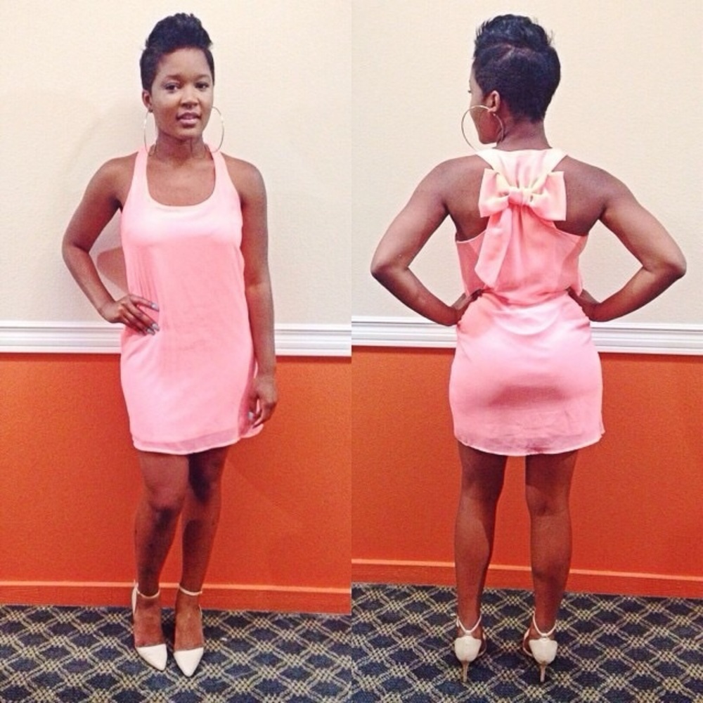 🦄 Salmon Bow Dress