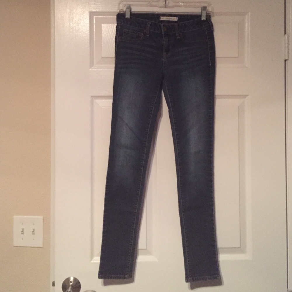Lightly faded dark blue jeggings