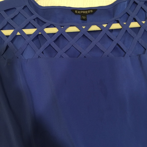 Top - Picture 2 of 4