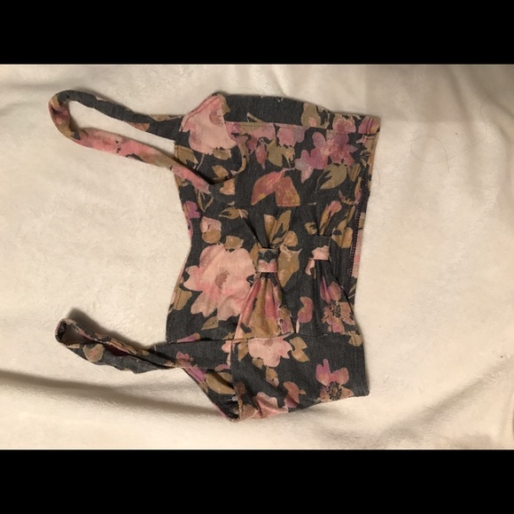 Kirra floral crop top from pacsun - Picture 2 of 2