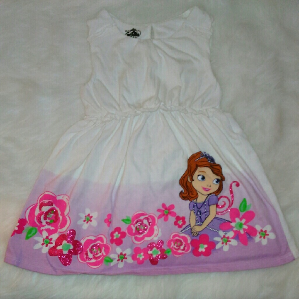 Adorable Sofia the First sleeveless dress