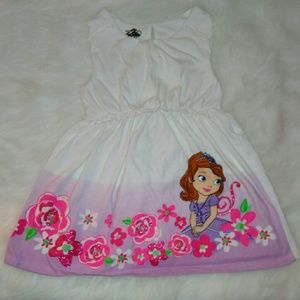 Adorable Sofia the First sleeveless dress