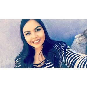 Meet your Posher, Crystal