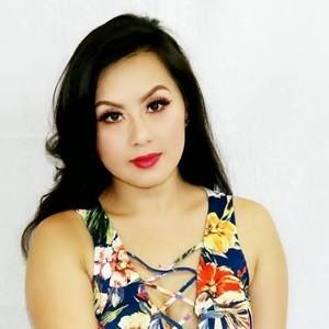 Meet your Posher, Nahlina
