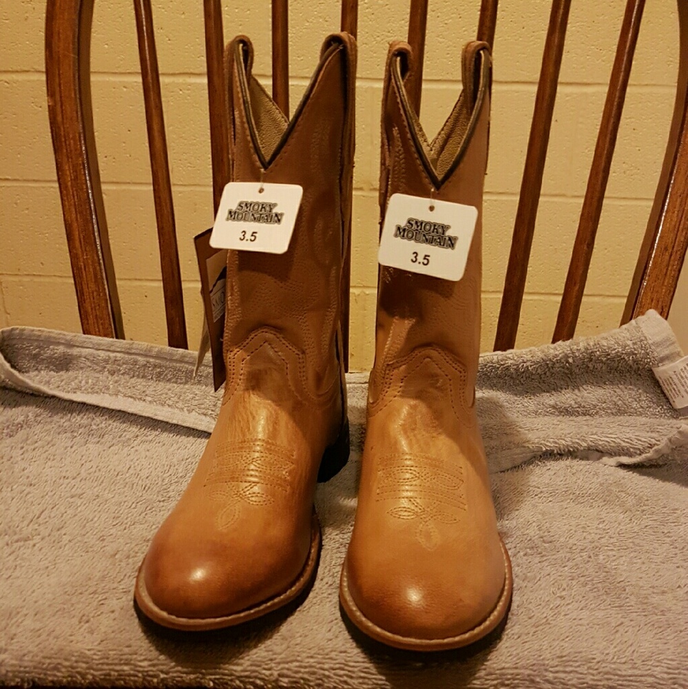 Smoky Mountain Boys' Showdown Cowboy Boot Round To