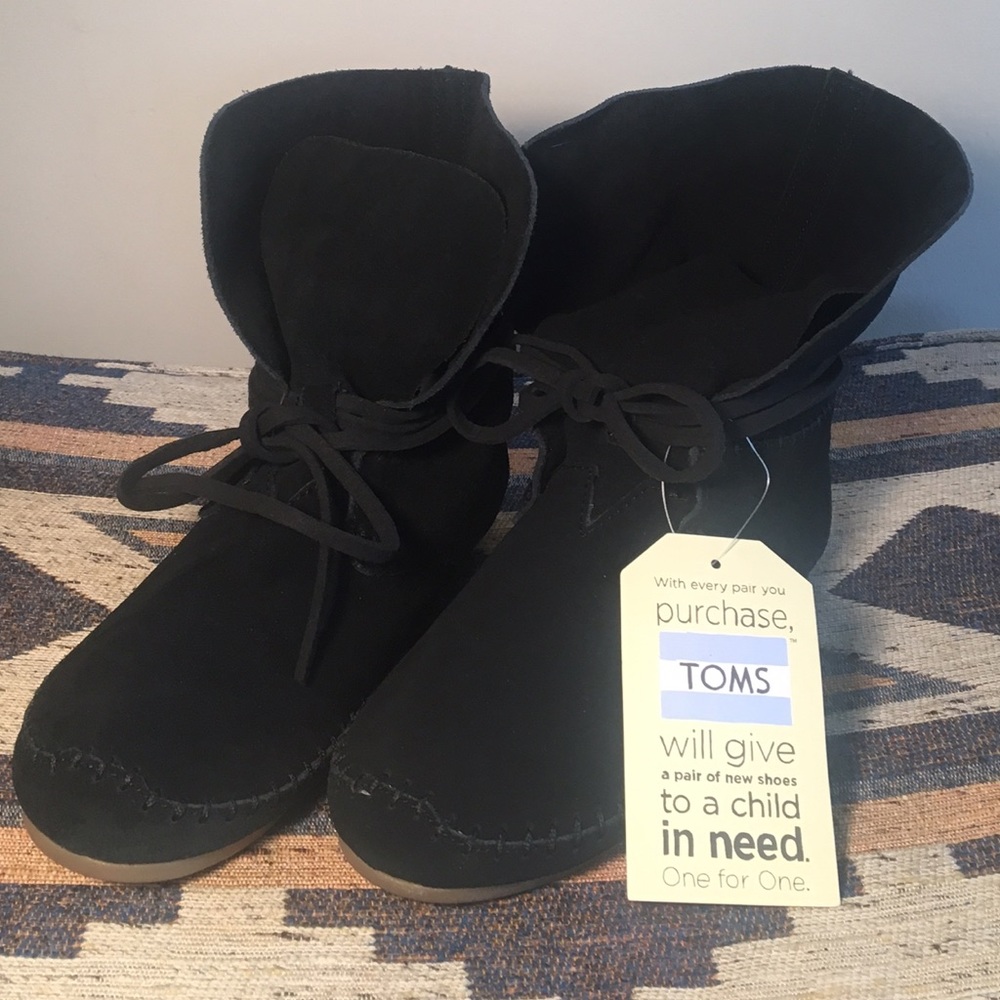TOMS "Zahara" Suede Bootie, Black, Sz 7, NWT