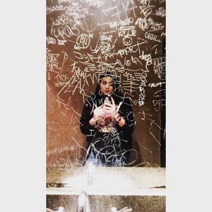 Meet your Posher, Sabrina