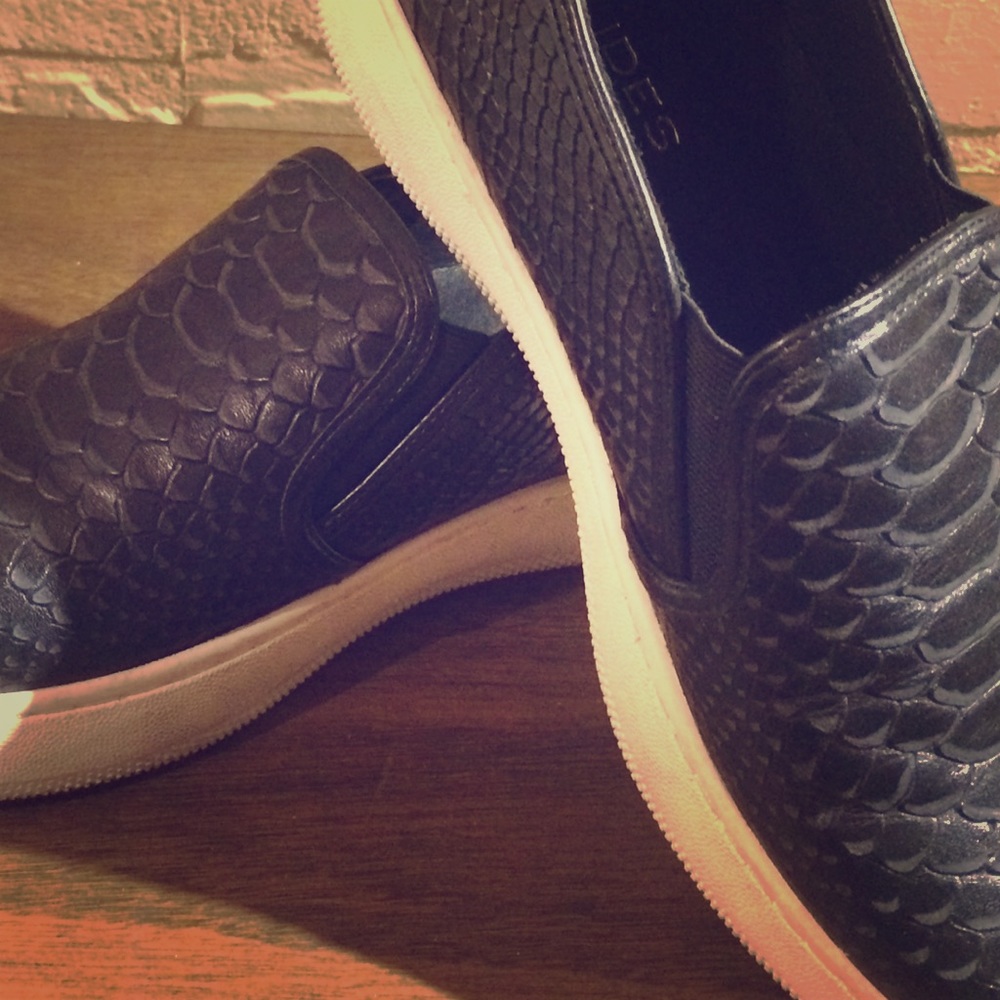 Black Leather Snake J/Slides