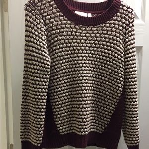 Sweater three quarter sleeve