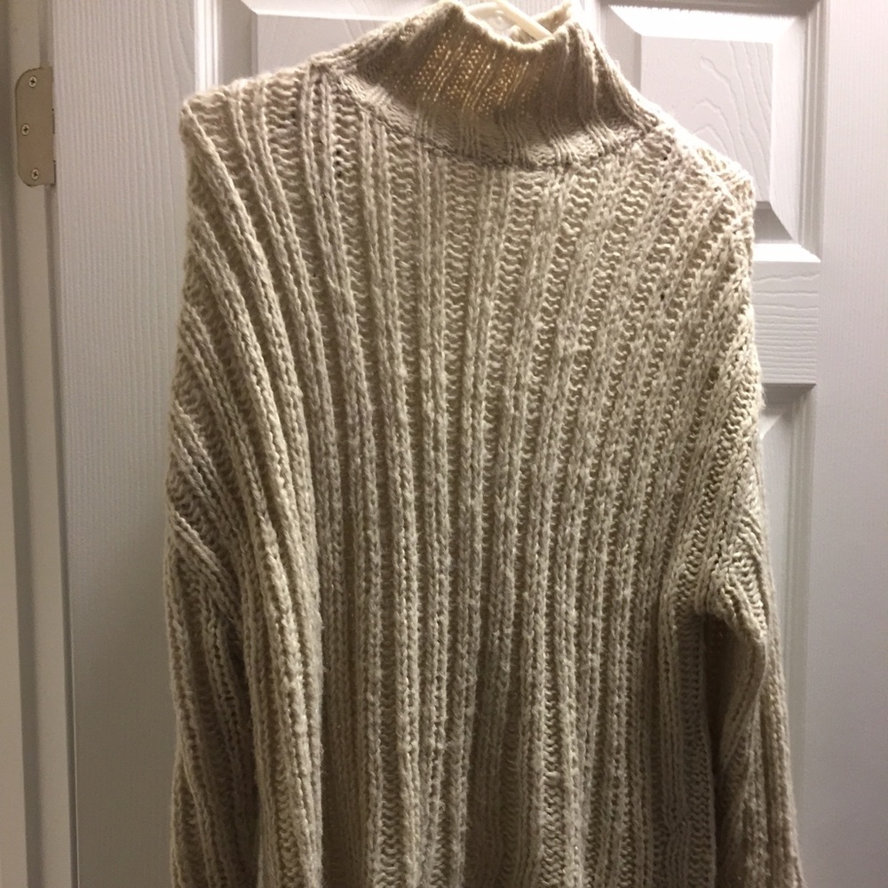 Turtle neck sweater