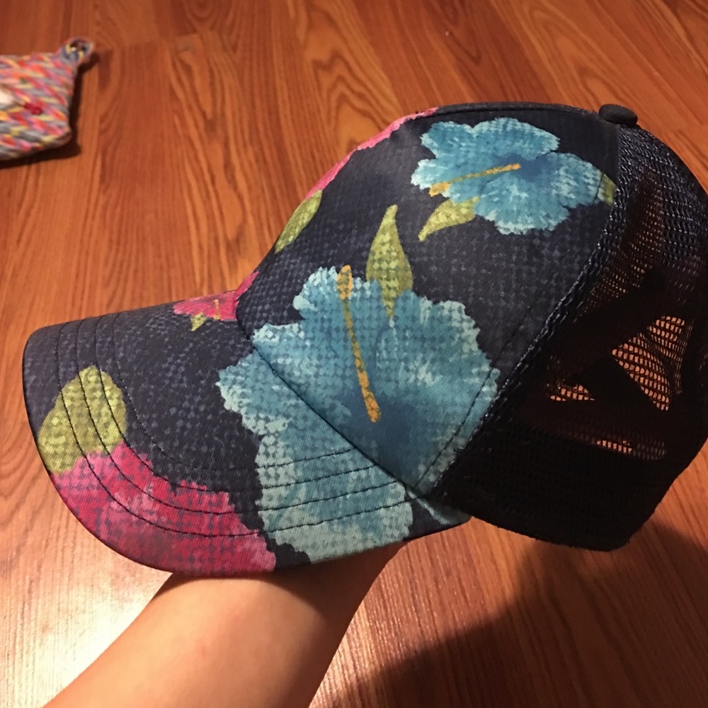 Floral cap