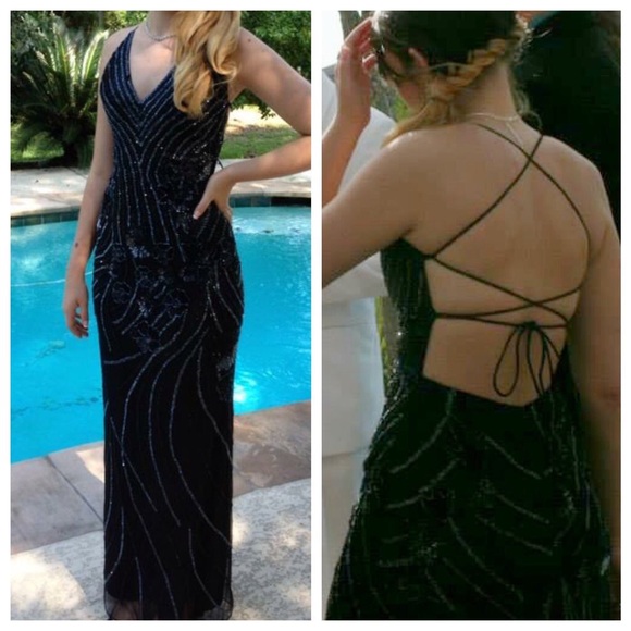 Prom dress - Picture 1 of 2