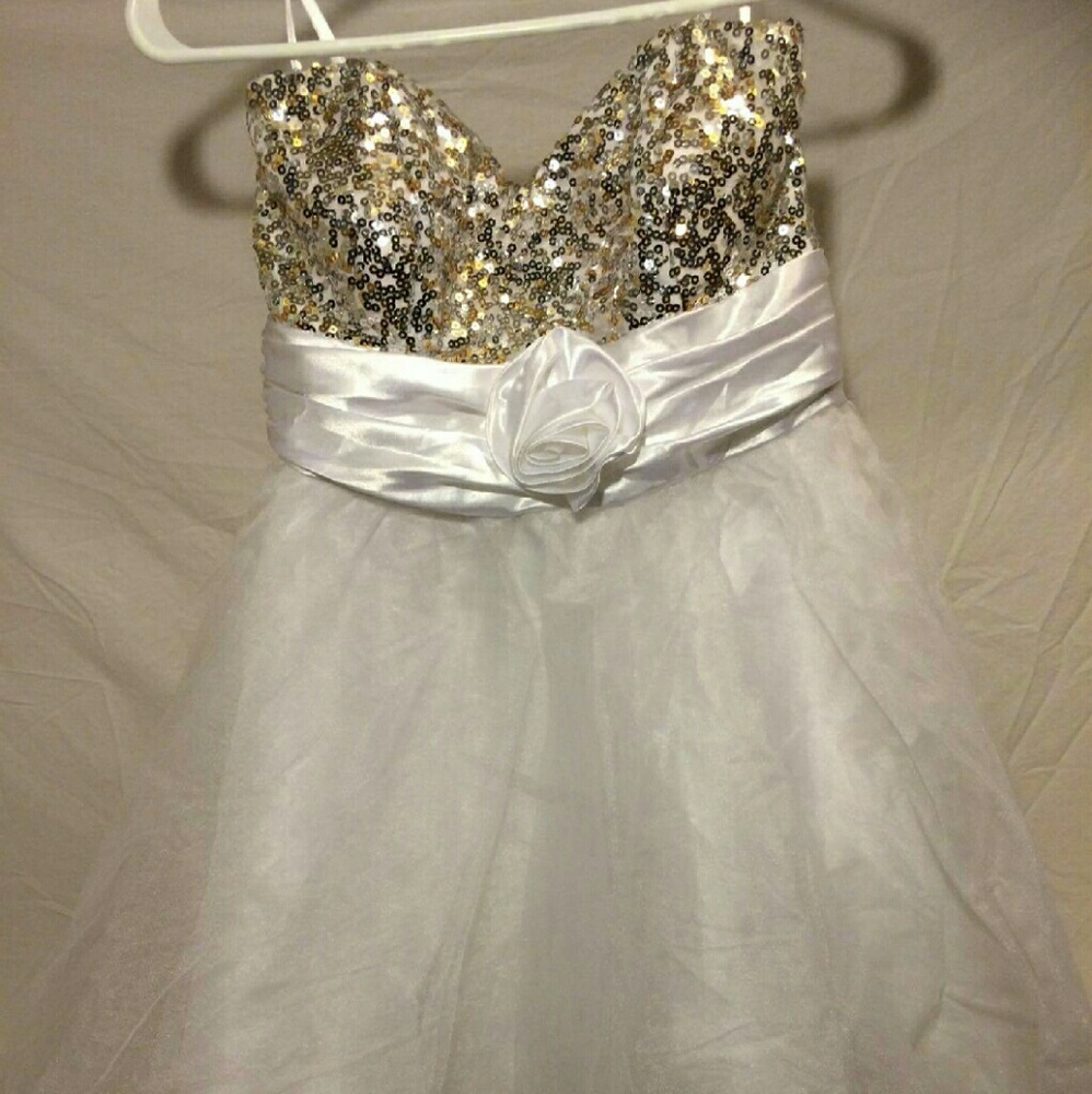 White Sequin Formal/Party Dress