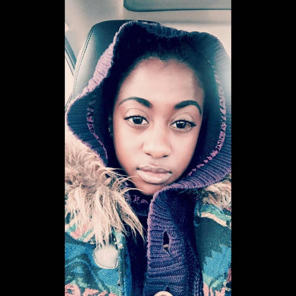 Meet your Posher, D'jounika