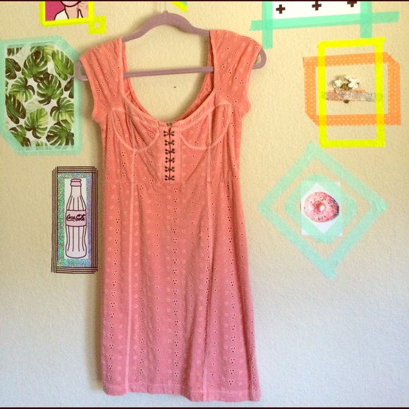 Free people 🌷Pastel eyelet bodycon dress - Picture 3 of 8