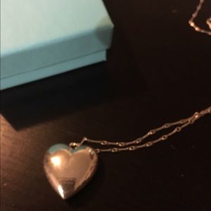 Puffed heart necklace