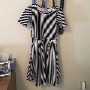 LuLaRoe XXS Amelia Black & White Vertical Stripes