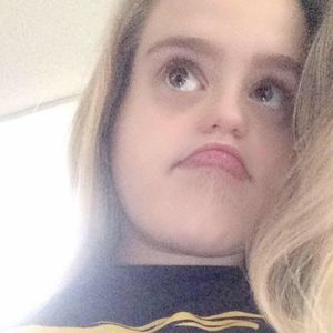 Meet your Posher, Kara